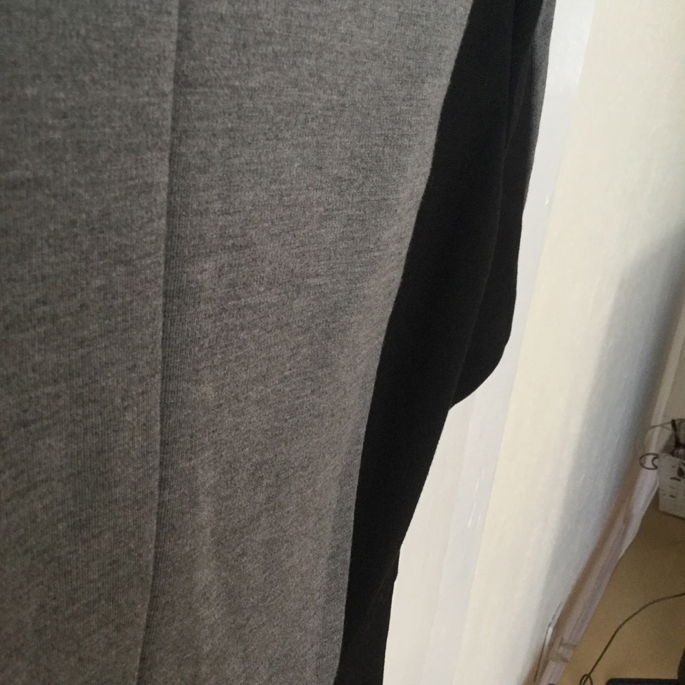 Ann Taylor LOFT Black & Gray Colorblock Short Sleeve Dress Size 2 EUC - Picture 5 of 12